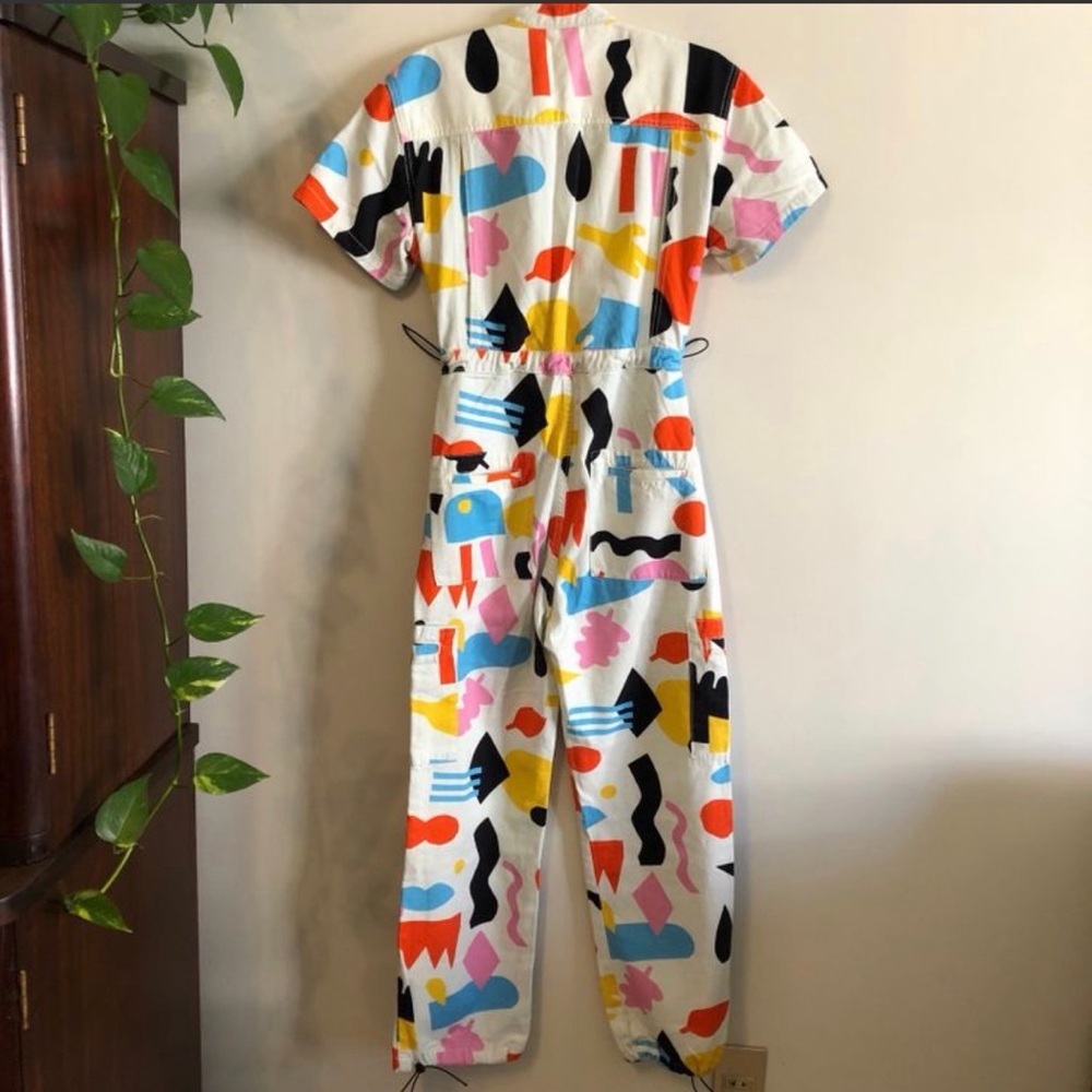 FARM Rio Multicolor Abstract Jumpsuit - G/US: L.
Used good condition - Picture 3 of 9